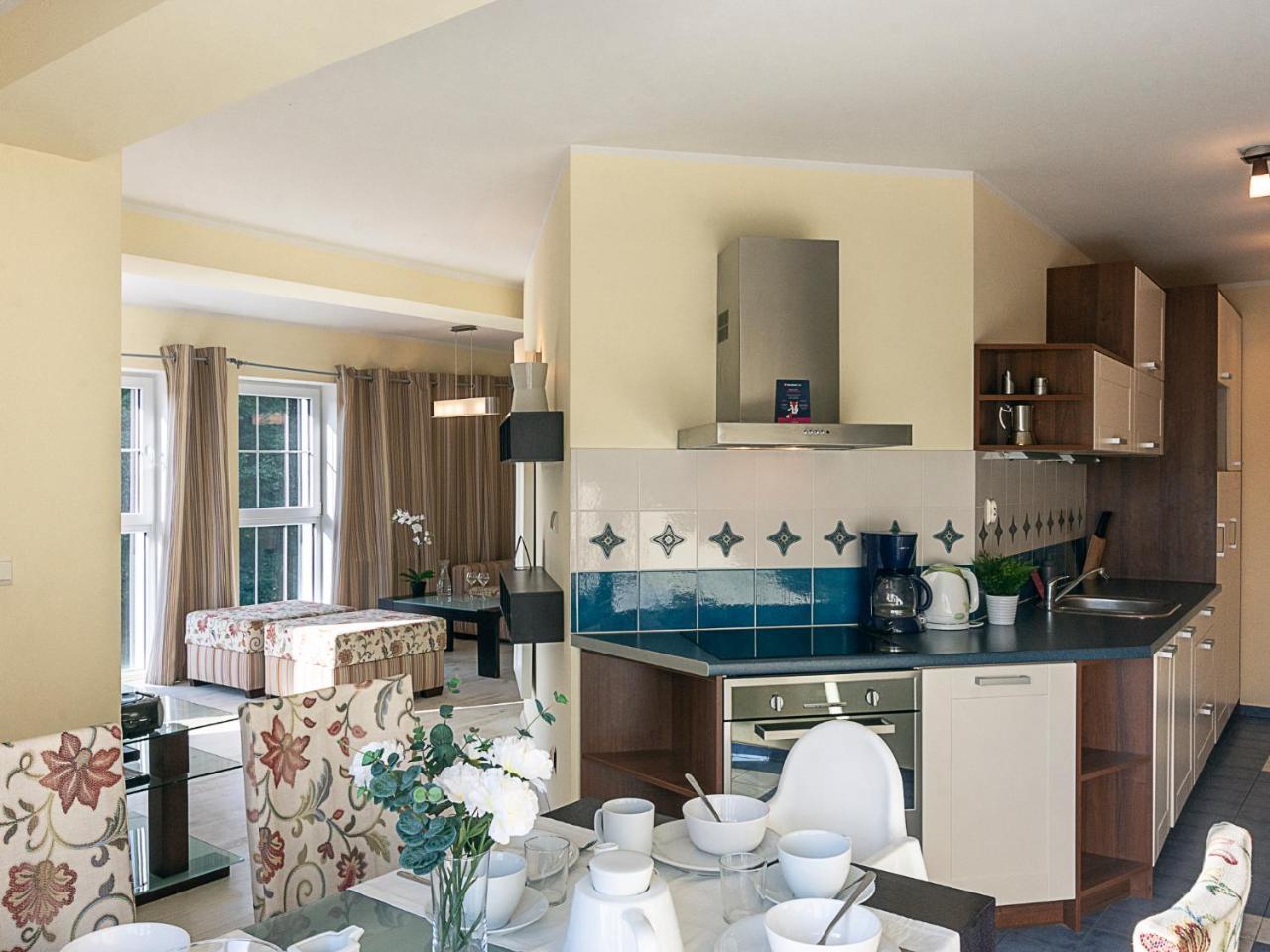 Vacationclub - Rezydencja Bursztyn Apartament 31 Świnoujście Exteriör bild