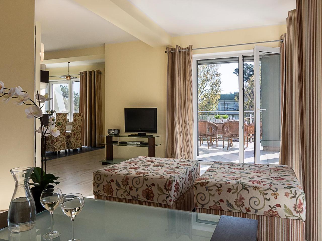 Vacationclub - Rezydencja Bursztyn Apartament 31 Świnoujście Exteriör bild