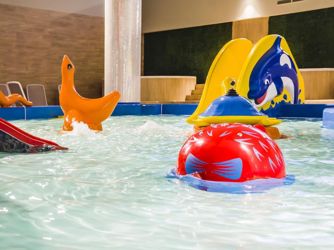 Vacationclub - Rezydencja Bursztyn Apartament 31 Świnoujście Exteriör bild